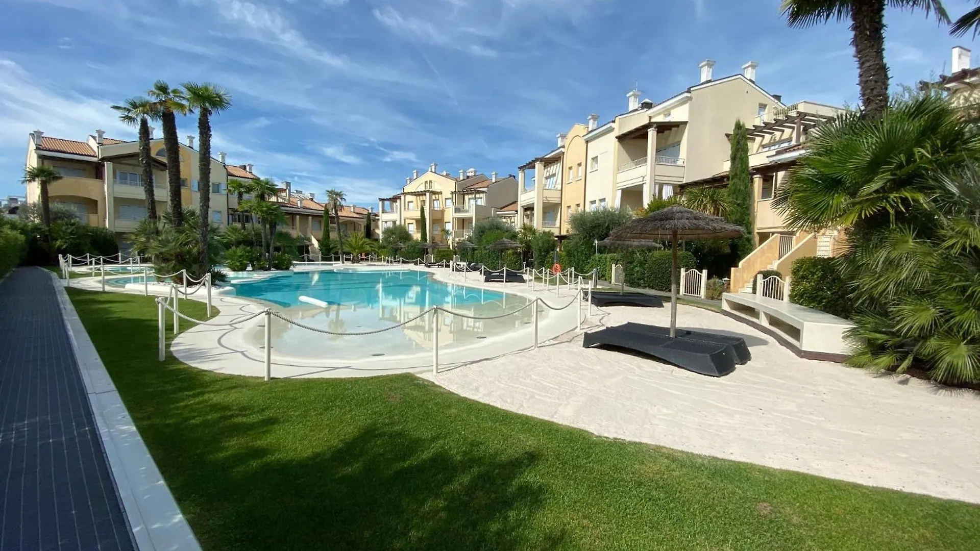 Le Residenze Mediterranee Apartments Lido di Jesolo